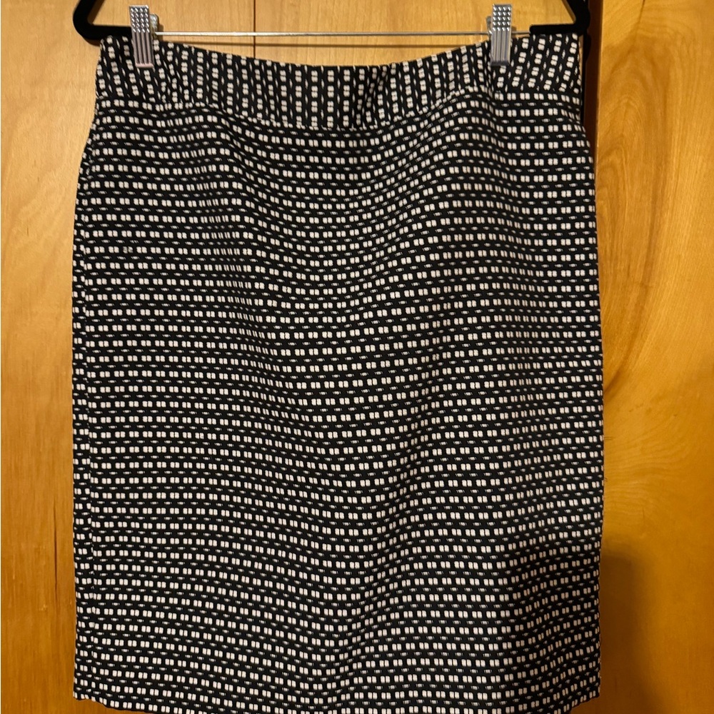 Ann Taylor Houndstooth Skirt